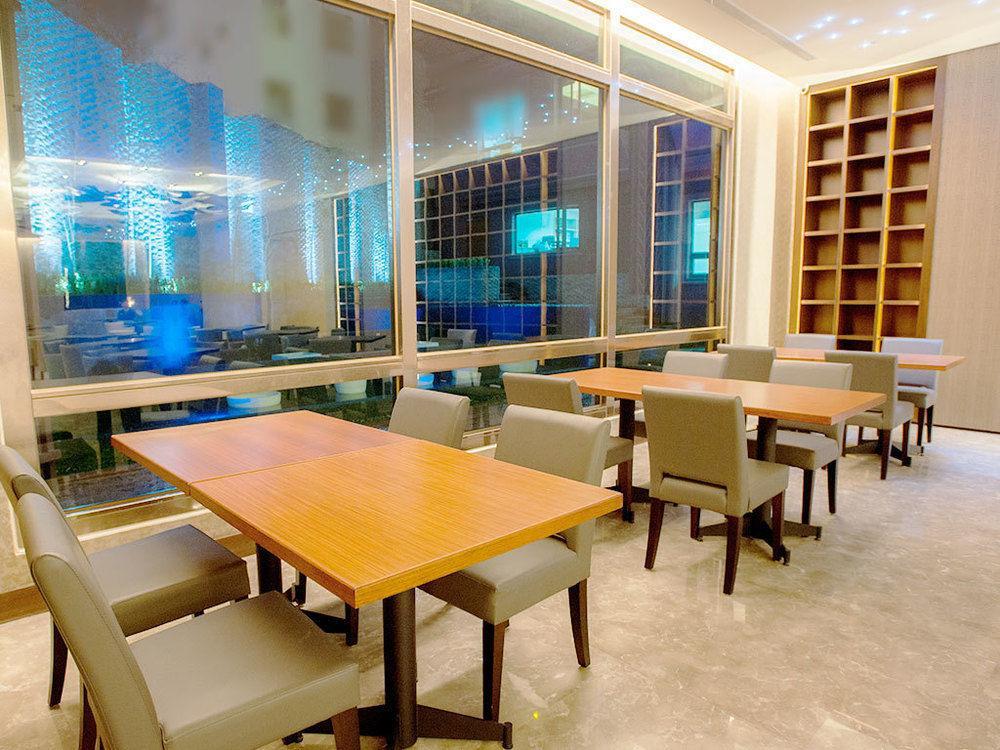 Hiyeshotel勤天商旅-花蓮館 Hualien Exterior foto